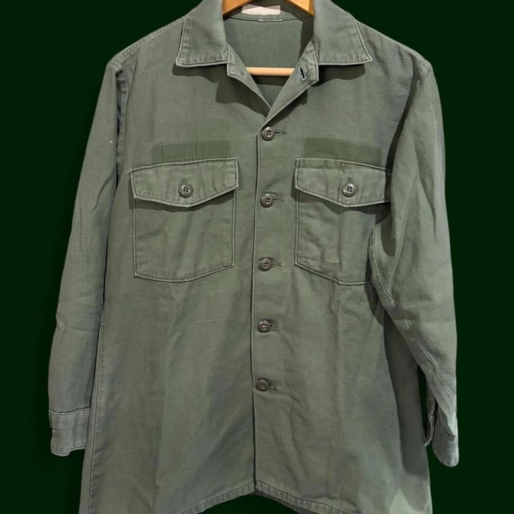 Unbranded Men's Green Shirt